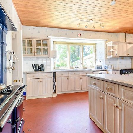 Plas Gwynfryn Ланбедър Екстериор снимка