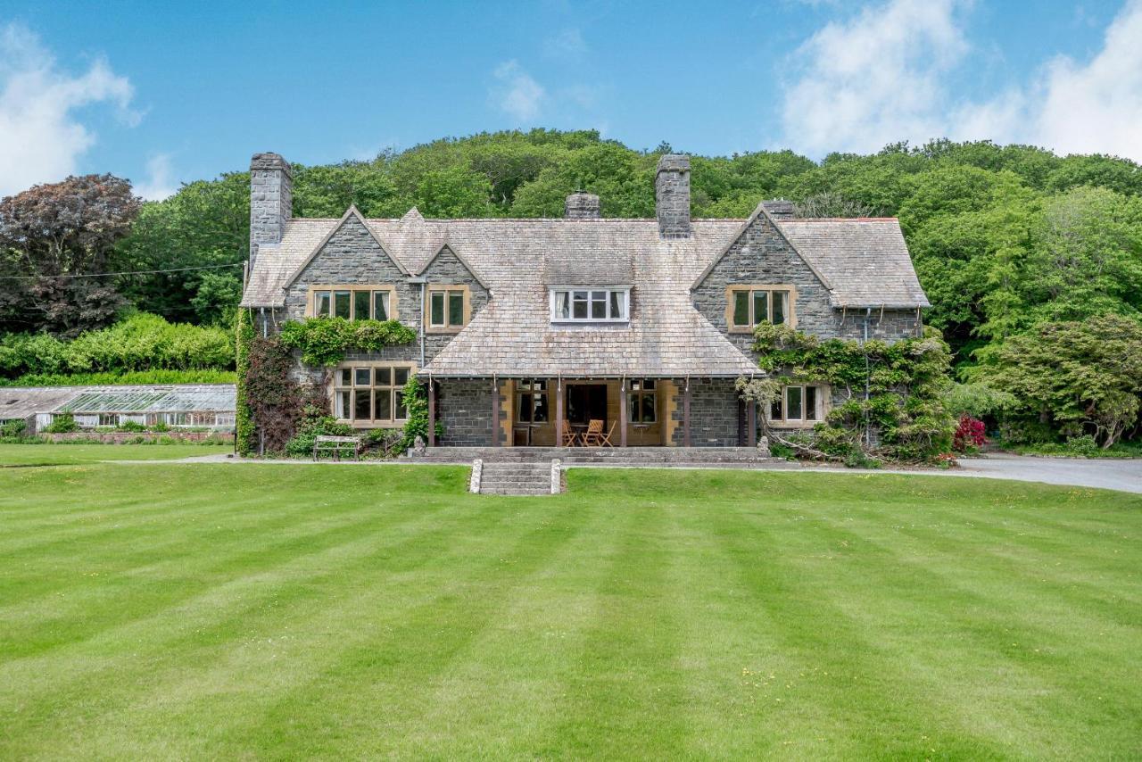 Plas Gwynfryn Ланбедър Екстериор снимка